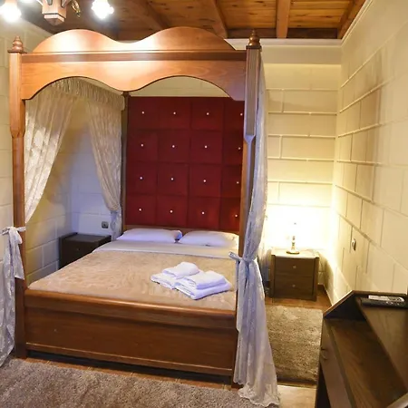 παραδοσιακό 3*