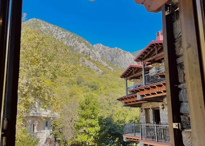 酒店 παραδοσιακό Káto Loutrákion