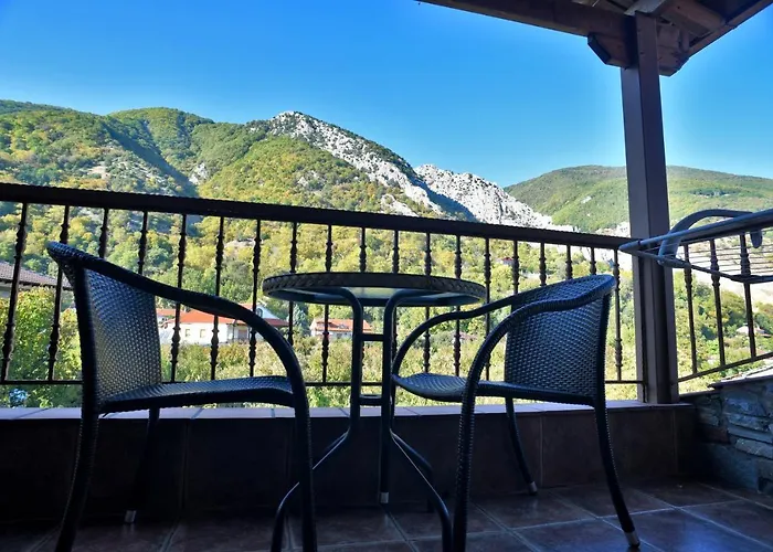 παραδοσιακό 酒店 Káto Loutrákion