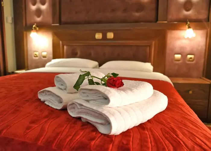 παραδοσιακό Hotel Káto Loutrákion